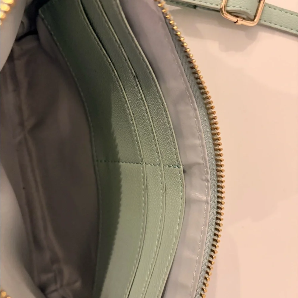 Simply Southern Light Green Satchel Set with Floral Strap - Picture 2 of 5